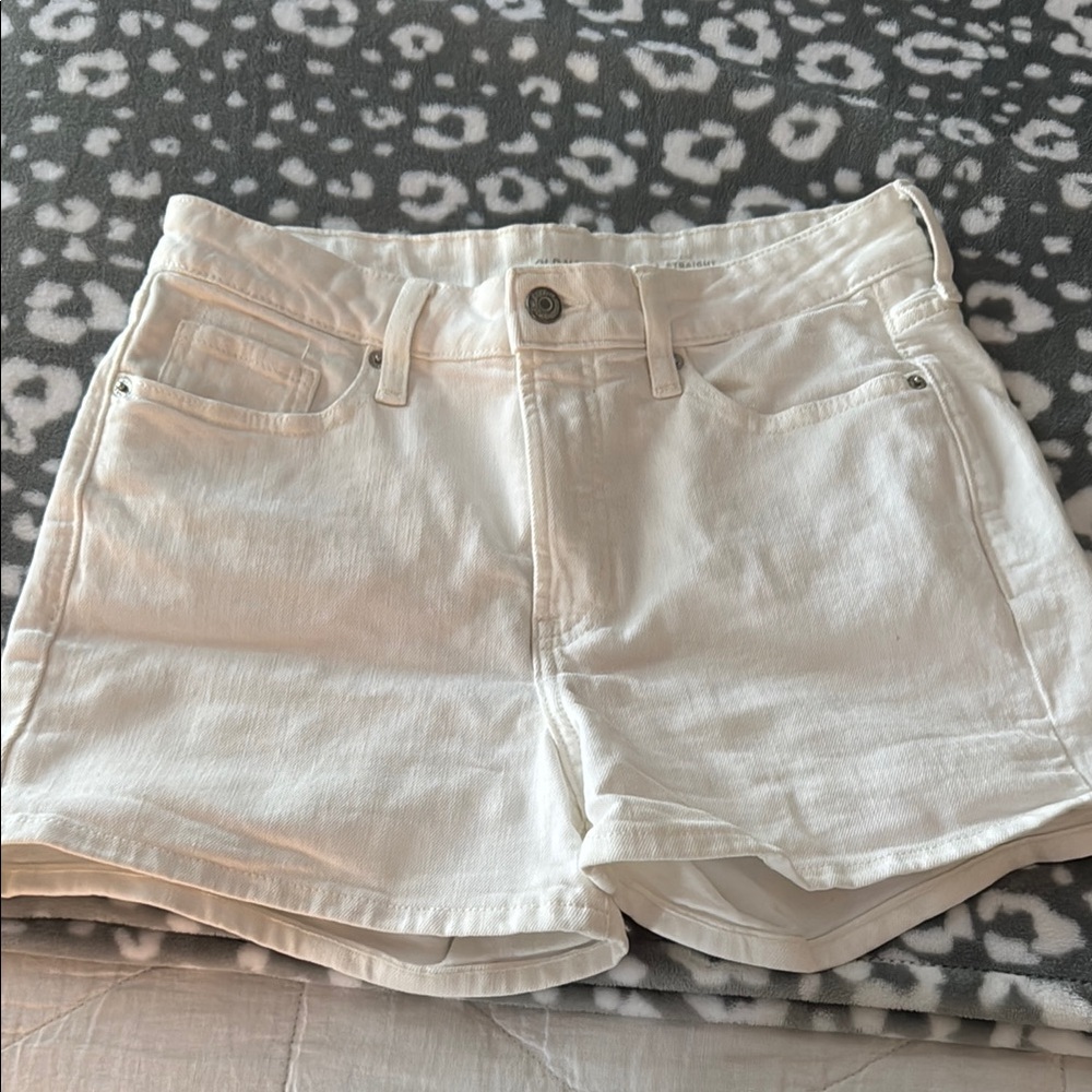 Old Navy OG Straight High Rise shorts